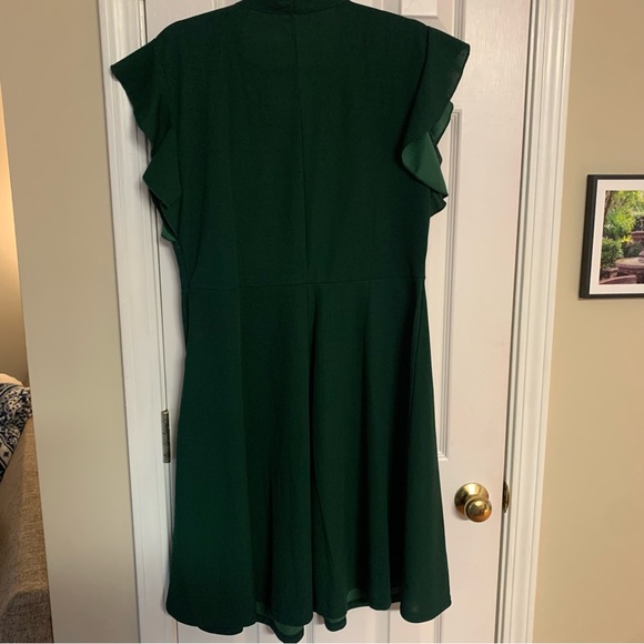 XL extra large Tie Neck Flutter Sleeve Flare Dress extra large - Picture 5 of 5